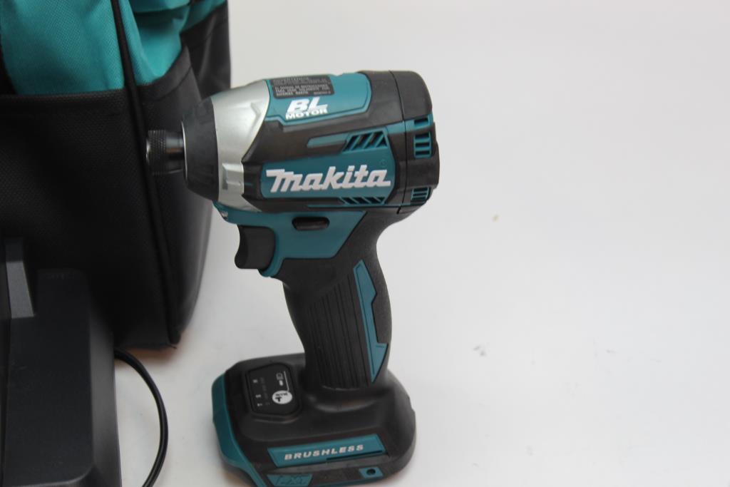 Makita Xdt14 Cordless Impact Driver, Dc18rd Charger Property Room