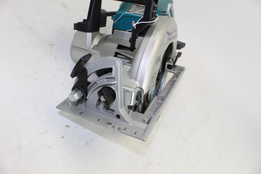 Makita XSR01 Circular Saw Property Room
