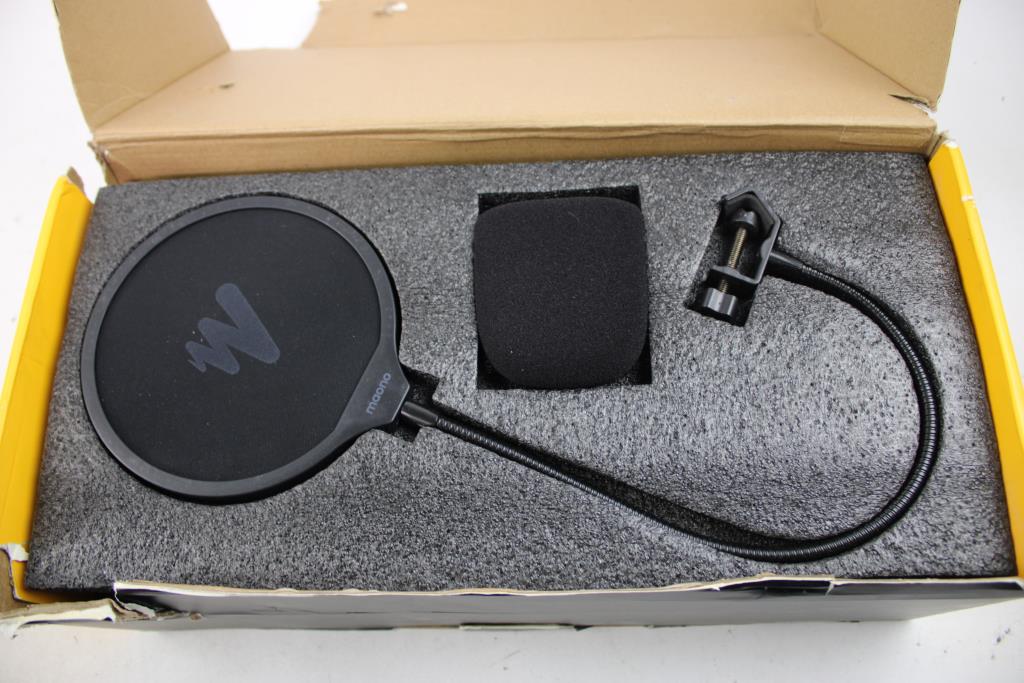 Maono Podcasting Microphone With Studio Headphone Kit
