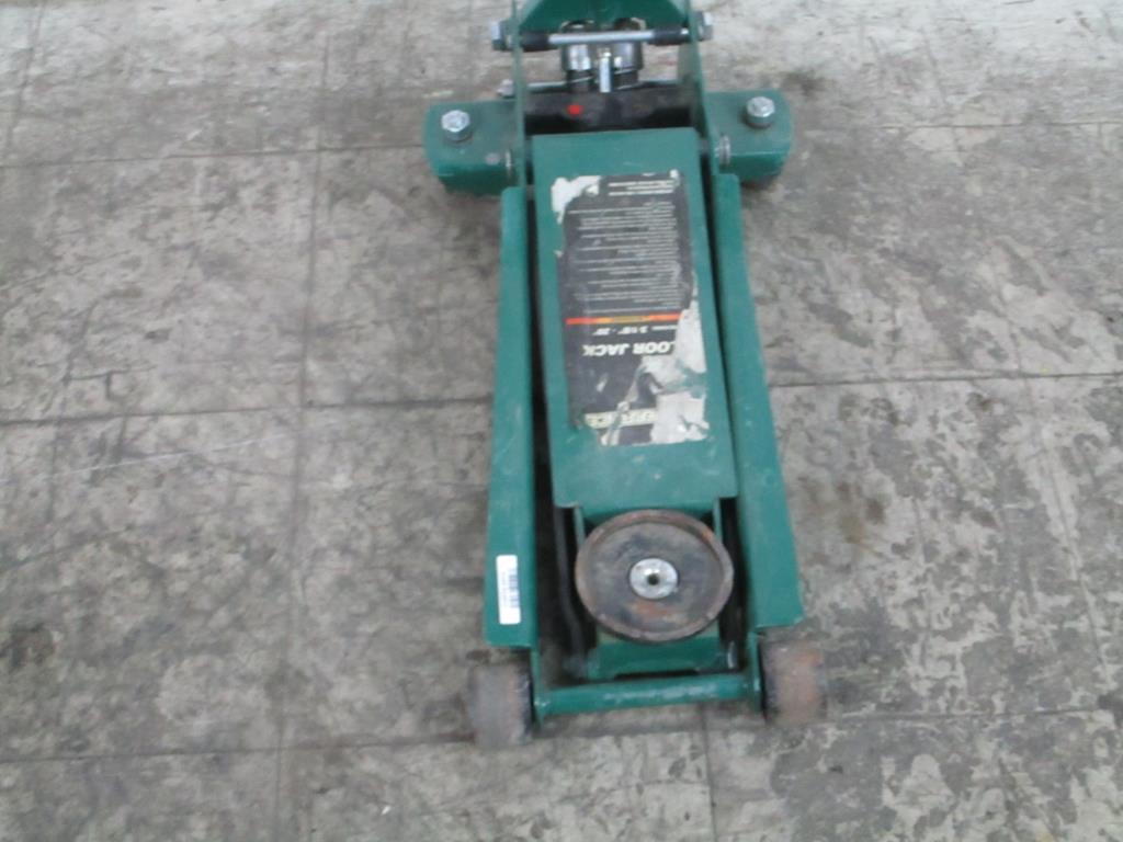 MasterForce Floor Jack Property Room