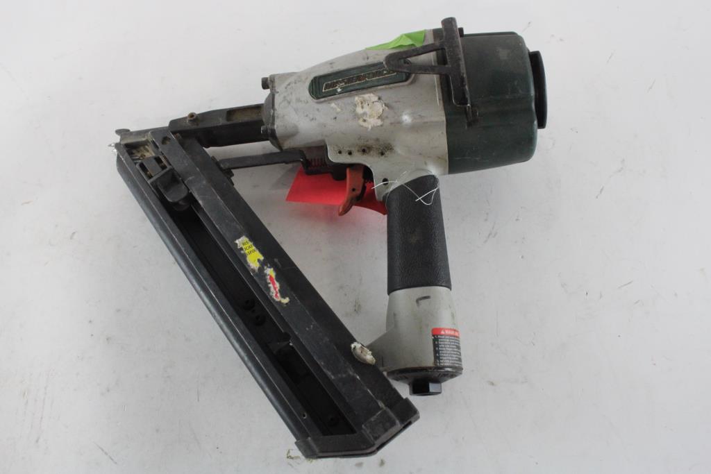 MasterForce Joist Hanger Nailer Property Room