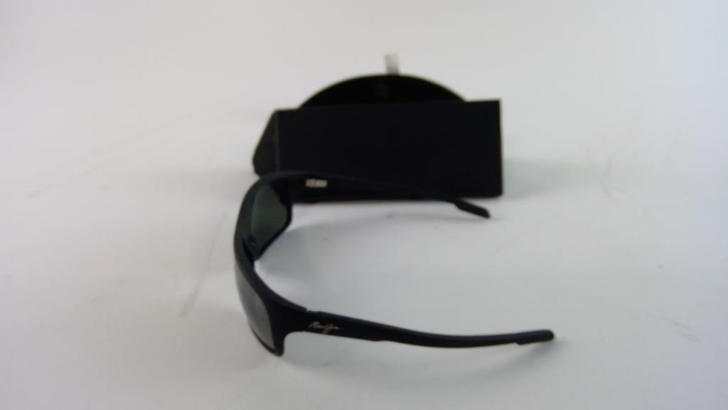 Maui Jim Island Time Sunglasses Property Room