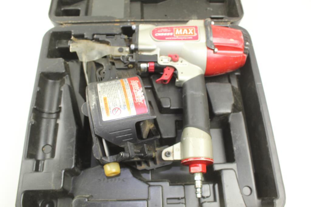Max CN565S3 Supersider Siding Coil Nailer Property Room