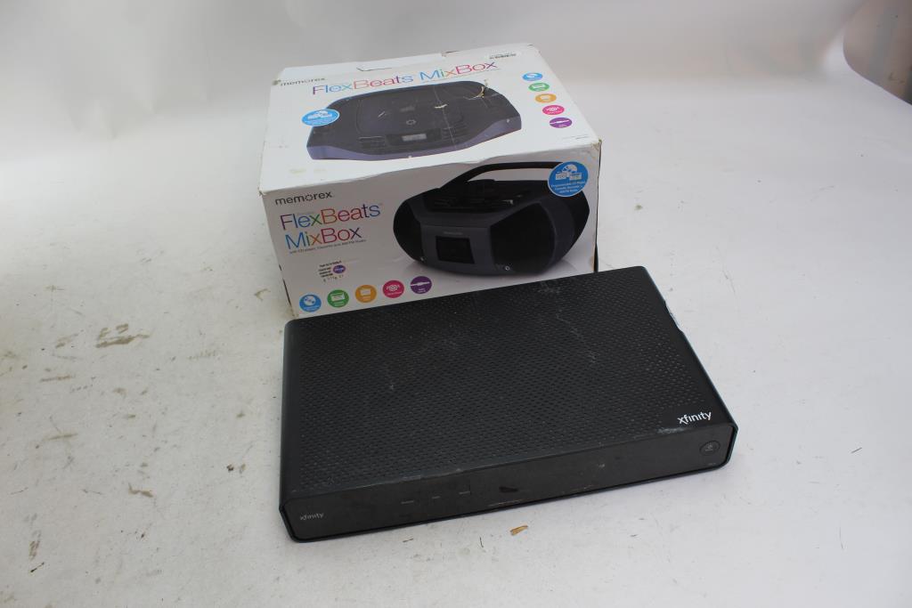 Memorex Radio Xfinity Cable Box 2 Pieces Property Room