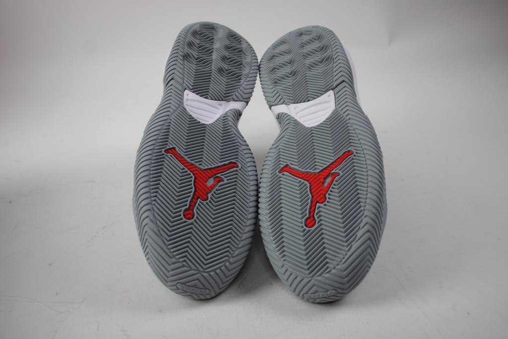 basketball shoes size 10 mens