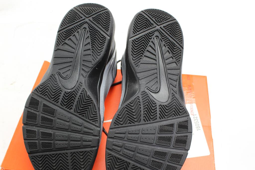 size 9 mens nike shoes