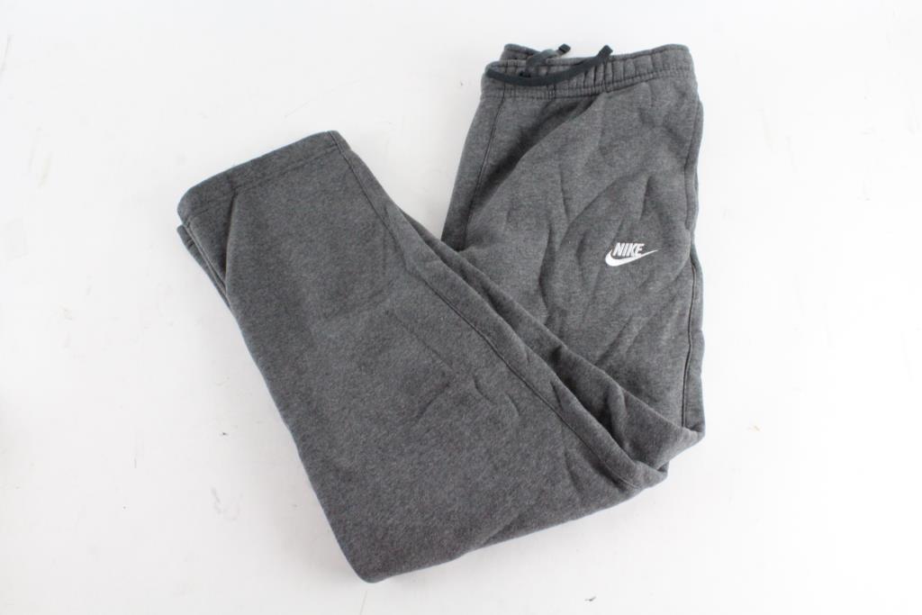nike sweatpants size