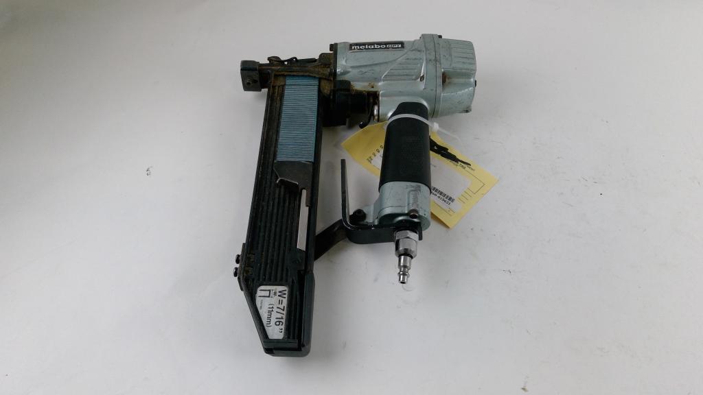 Metabo HPT 2" Stapler