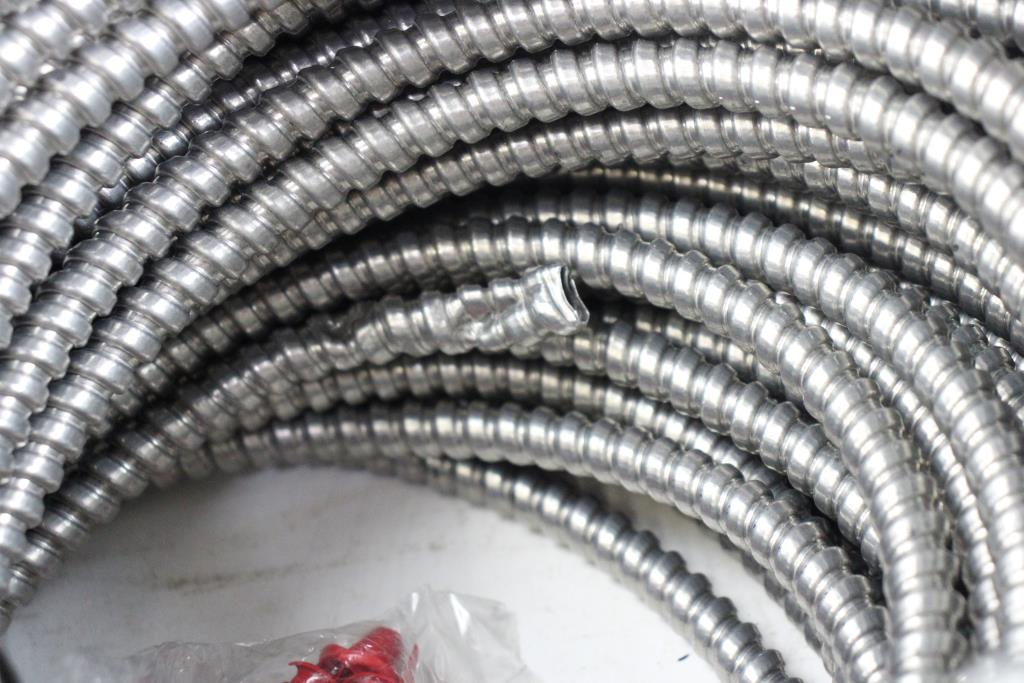 metal-clad-cable-with-rotating-curved-surface-shanghai-silin-special