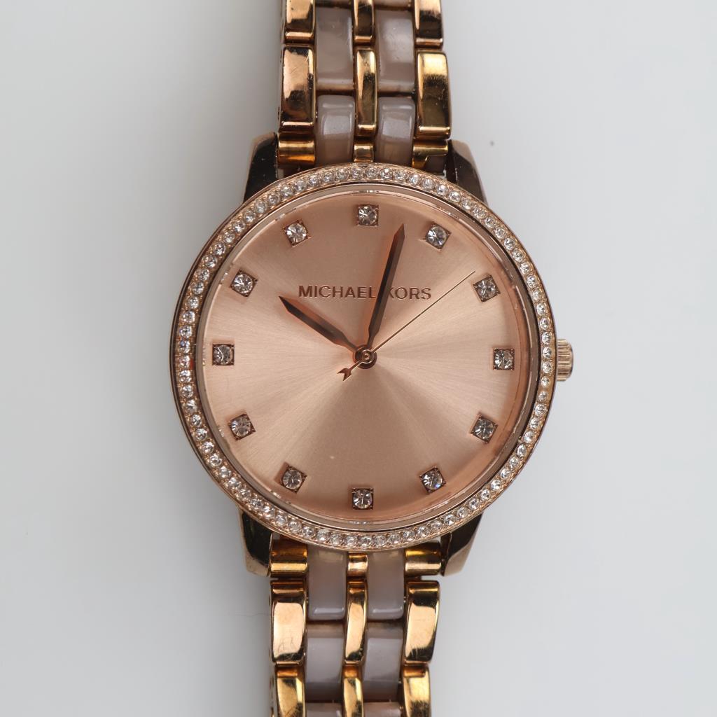 Michael Kors Analog Watch
