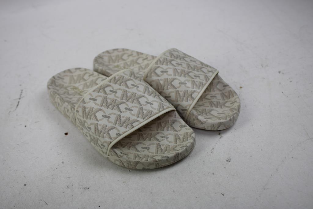 Michael Kors Gilmore Slide Sandals, Vanilla, Size 6M