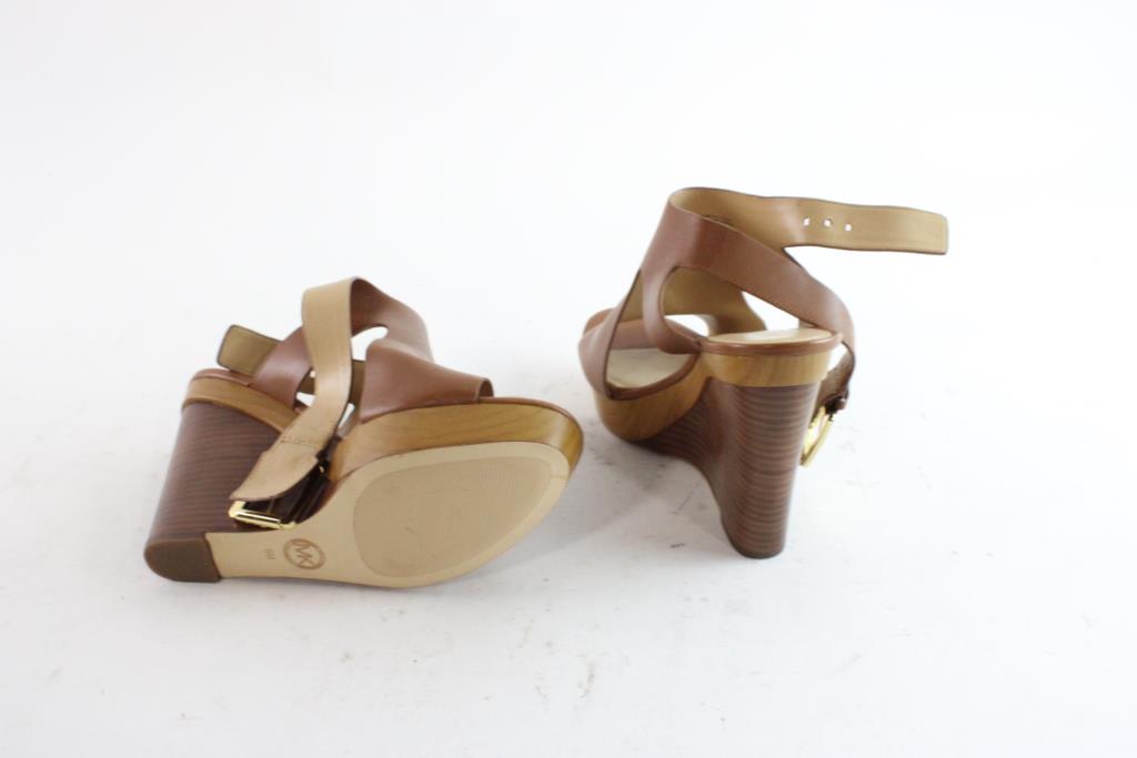 9m michael kors size