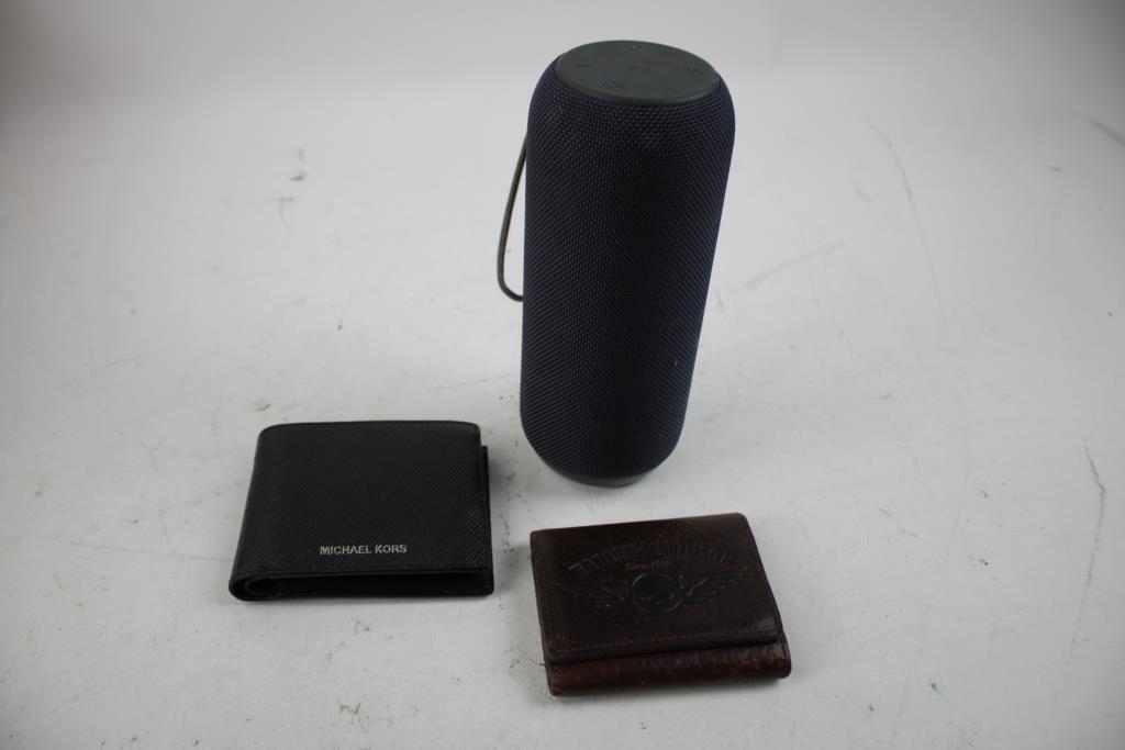 Michael Kors Wallet, Harley Davidson Wallet, Onn Speaker & More 4 Pieces