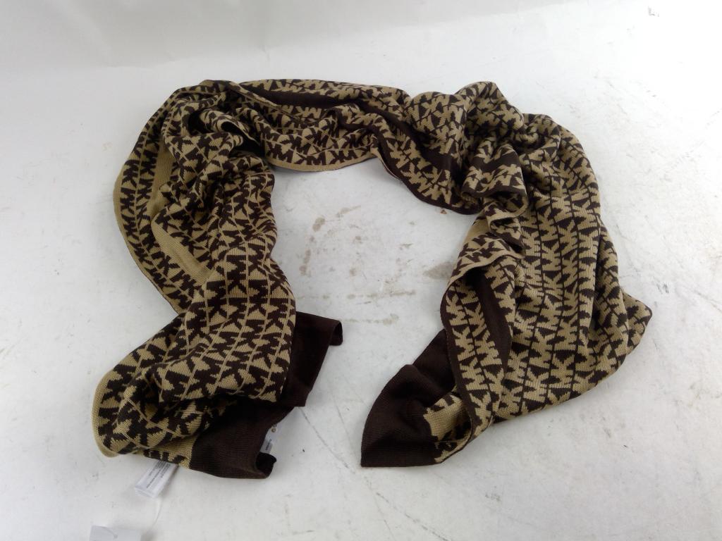 Micheal Kors Scarf
