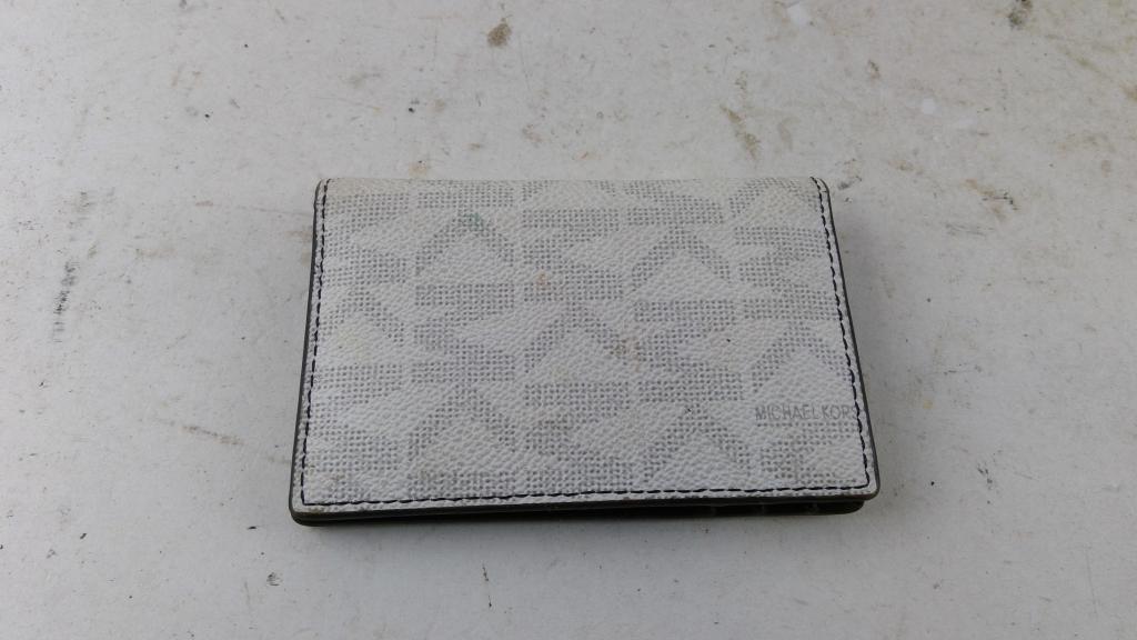 Micheal Kors Wallet