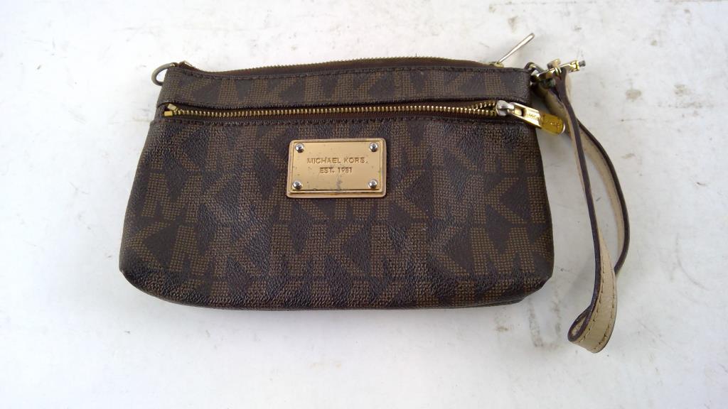 Micheal Kors Wallet
