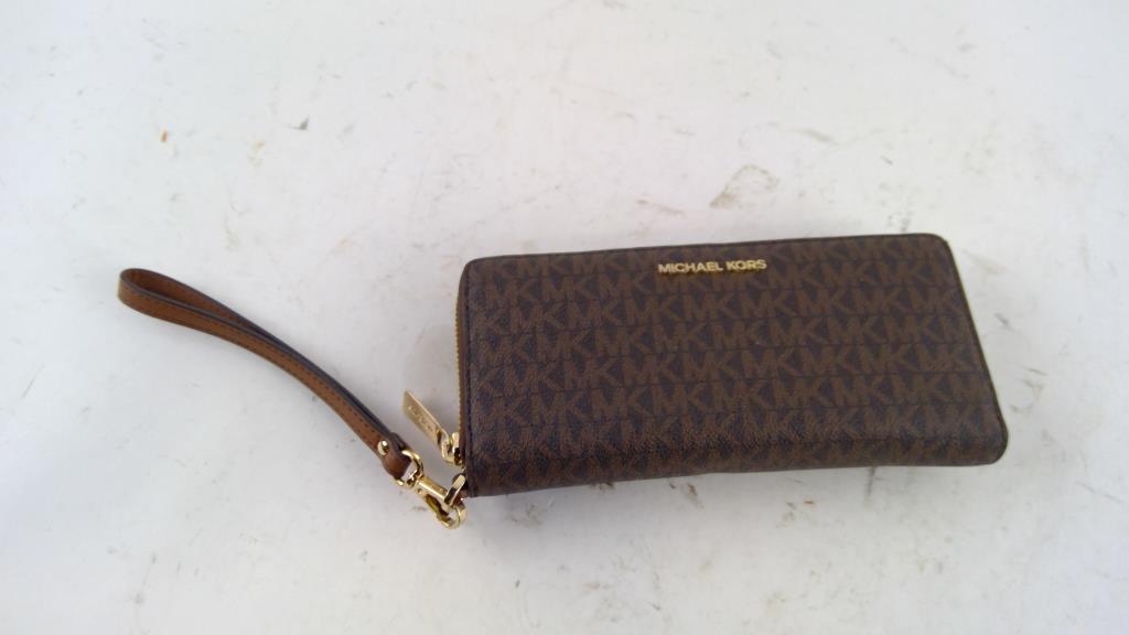 Micheal Kors Wallet