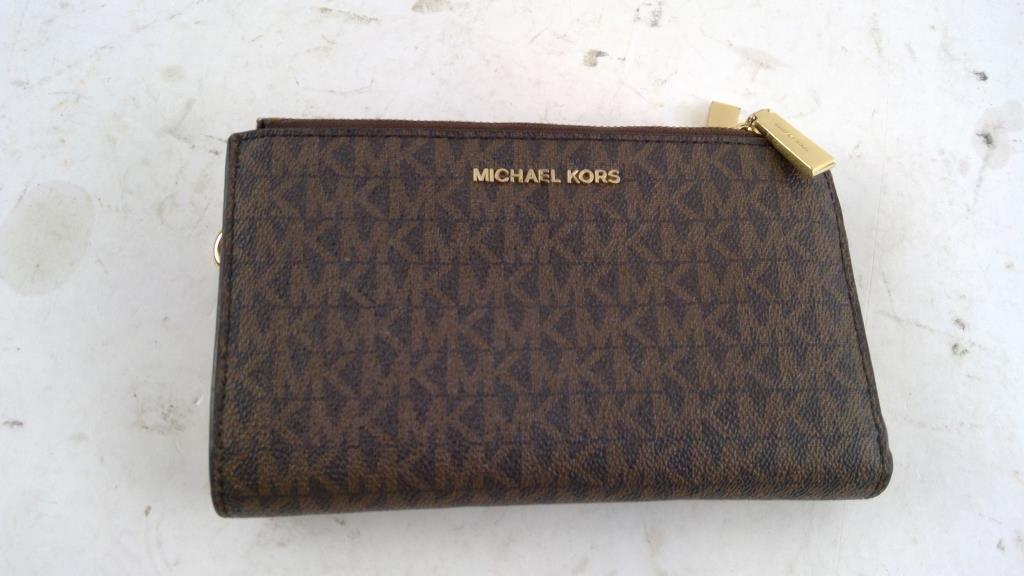 Micheal Kors Wallet