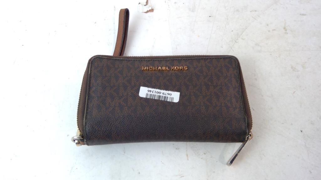 Micheal Kors Wallet