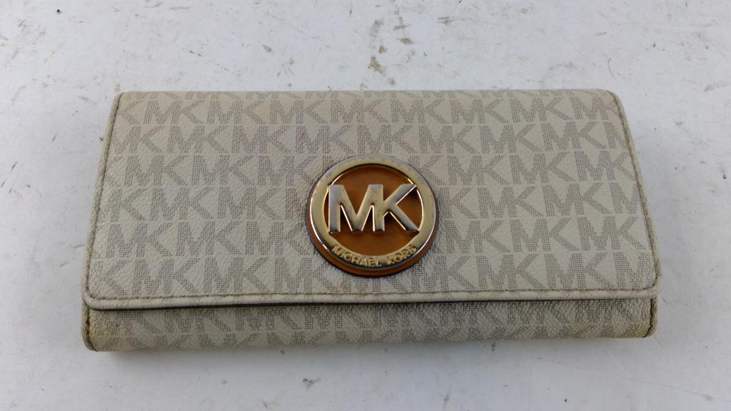 Micheal Kors Wallet