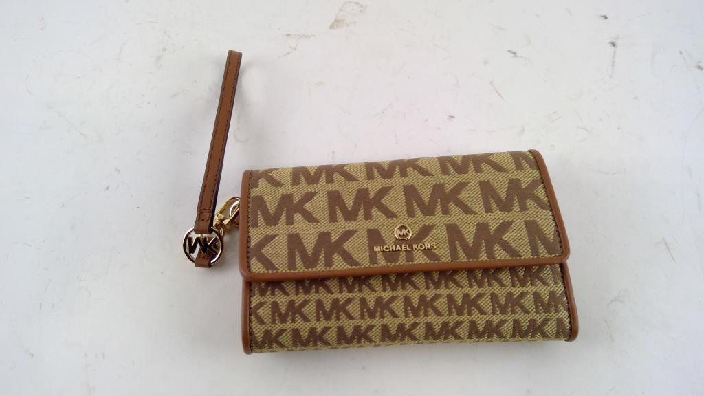 Micheal Kors Wallet