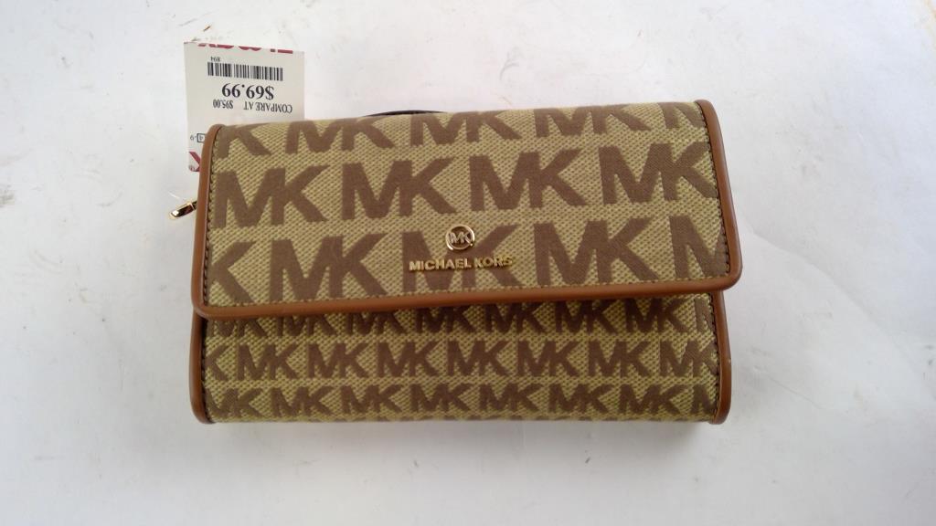 Micheal Kors Wallet