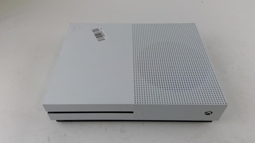 Microsoft Xbobx One S