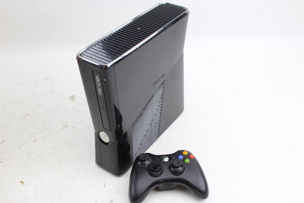 Microsoft Xbox 360S Video Game Console | Property Room