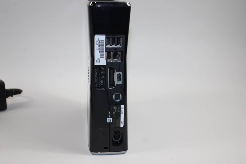 Microsoft Xbox 360S Video Game Console | Property Room
