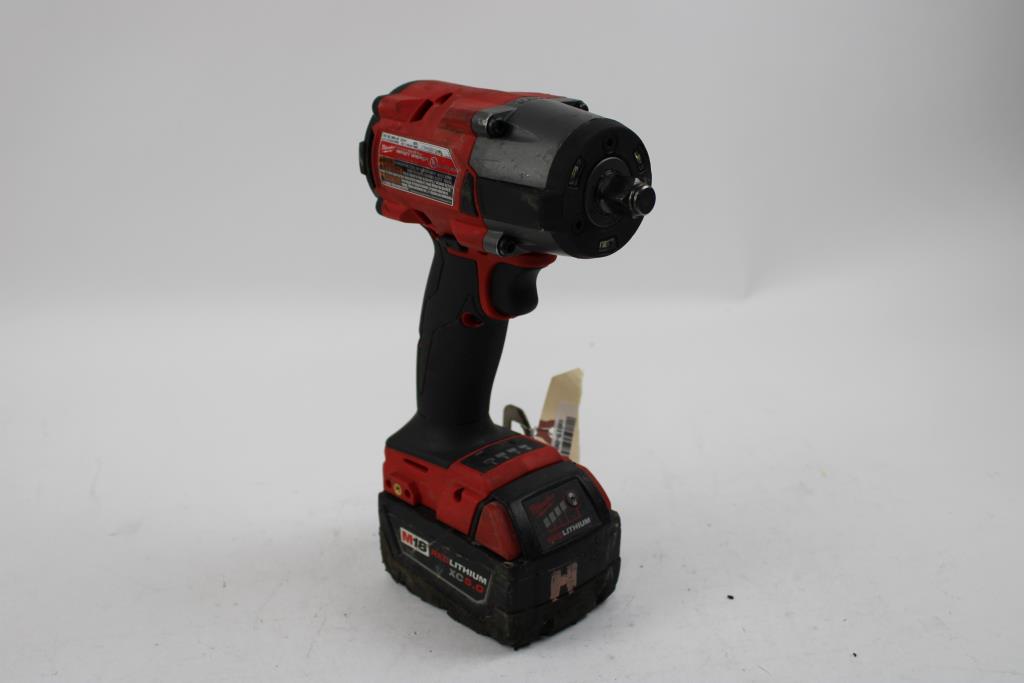 Milwaukee 1/2" Friction Ring Mid-Torque Impact Wrench