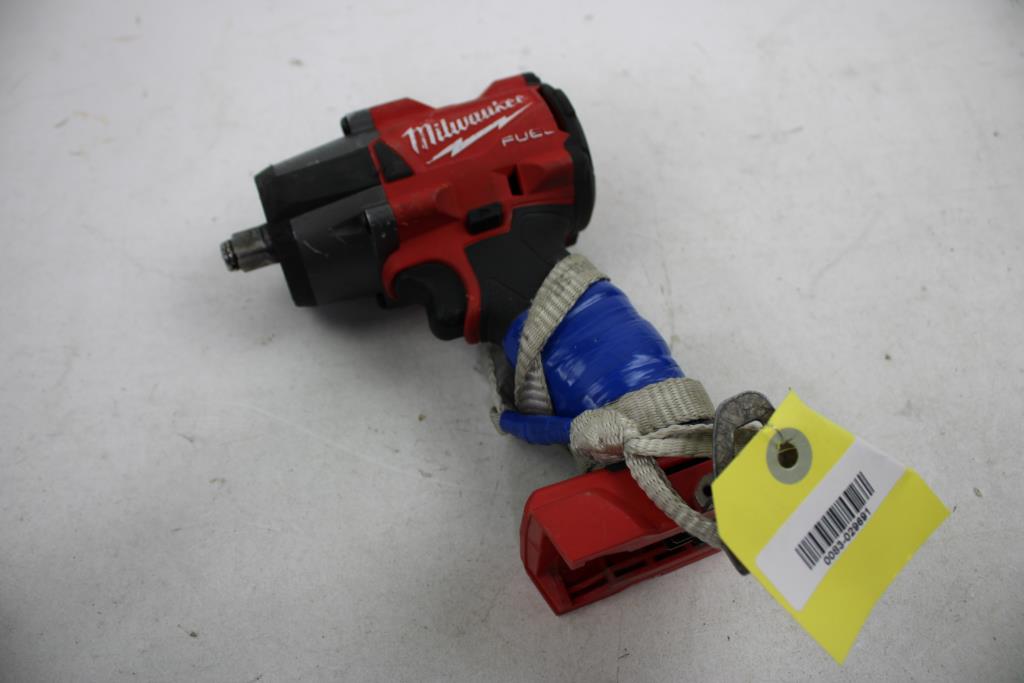 Milwaukee 1/2" Friction Ring Mid-Torque Impact Wrench