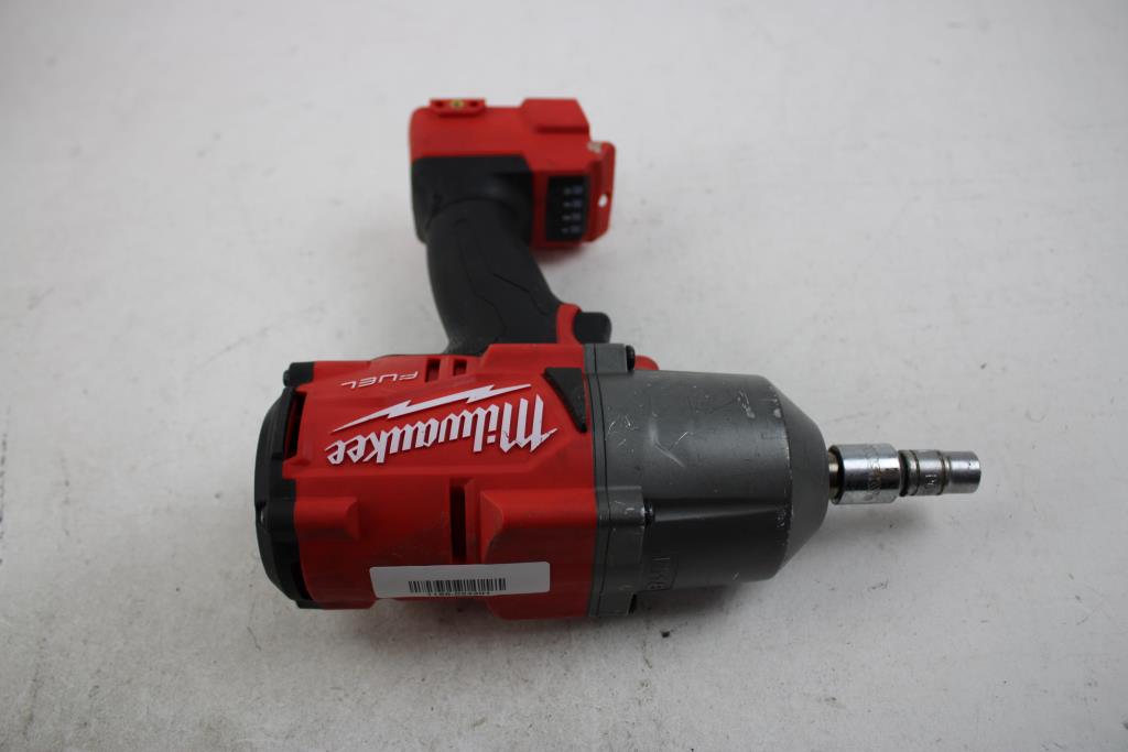 Milwaukee 1/2" Square-Ring Impact Wrench