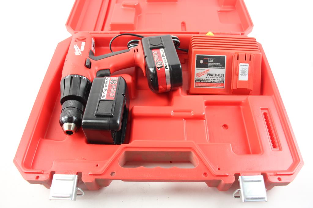 Milwaukee 1/2" THandle Hammer Drill Set, 052424 Property Room