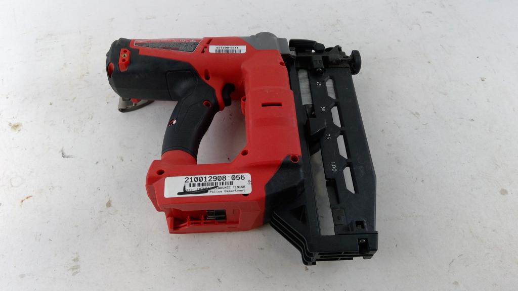 Milwaukee 16ga Straight Finish Nailer
