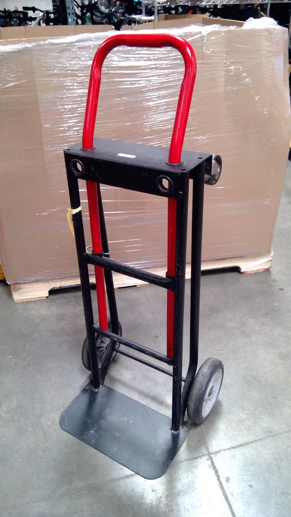 Milwaukee 300/500 Lb. Capacity Convertible Hand Truck