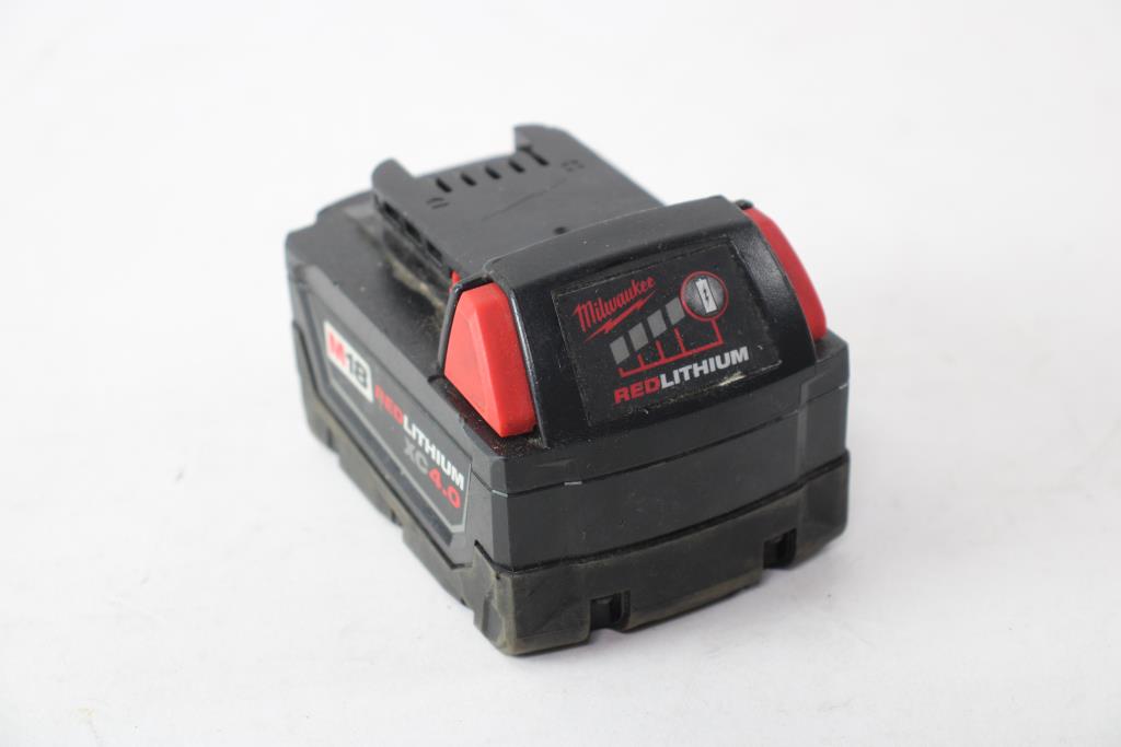 Batterie Milwaukee 12V 4Ah – Pour Outils Sans Fil – Neuve Sous Emballage – Puissance Longue Durée