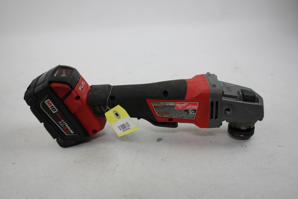 Milwaukee 4-1/2"/5" Grinder