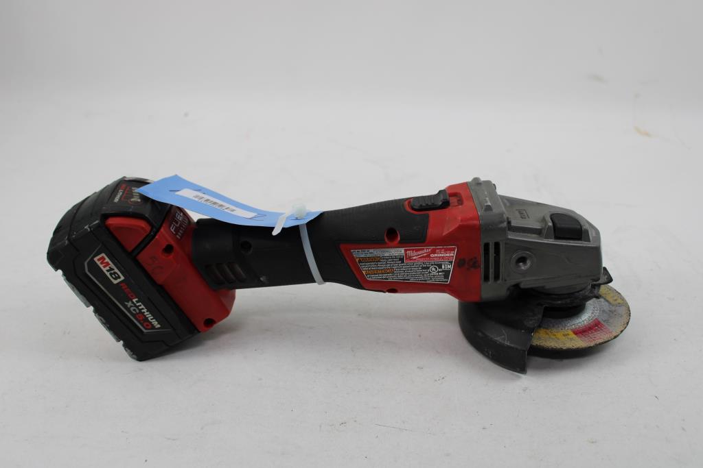 Milwaukee 4-1/2"/5" Grinder