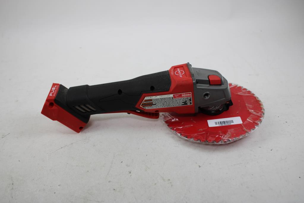 Milwaukee 4-1/2"/5" Grinder