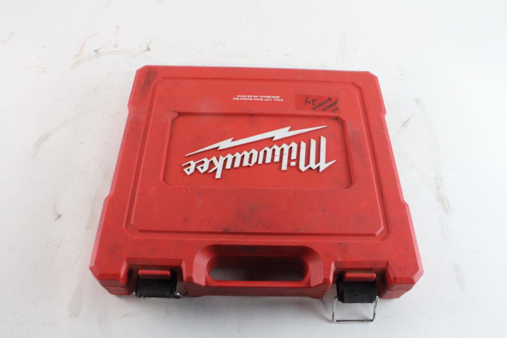 Milwaukee 47 Pc. 1/2" Drive Socket Set Property Room