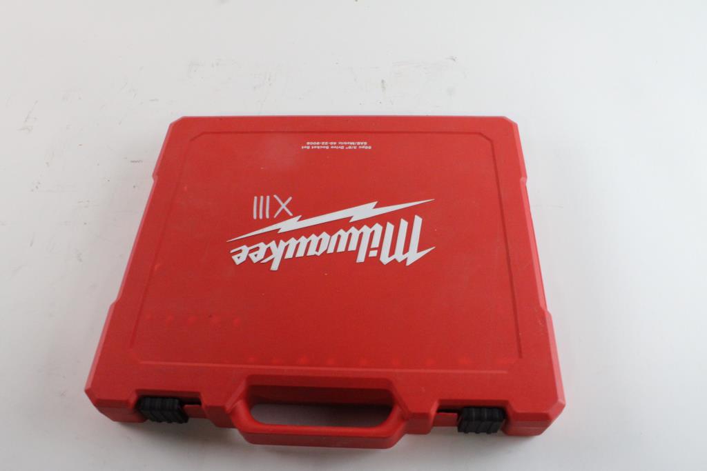 Milwaukee 56 Piece 3/8" Drive Socket Set SAE/Metric Property Room