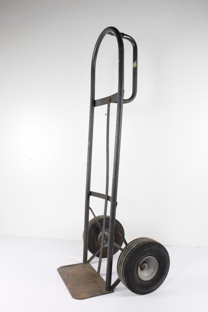 Milwaukee 60607 Hand Truck Property Room