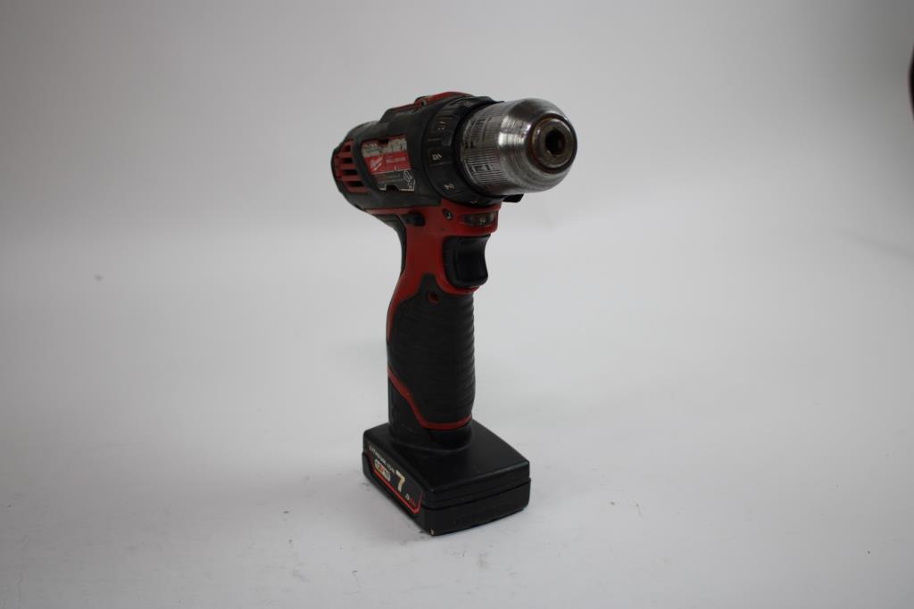 Milwaukee 6/8" Drill/Driver With M12 Charger And Lithium-Ion 7.0Ah Battery