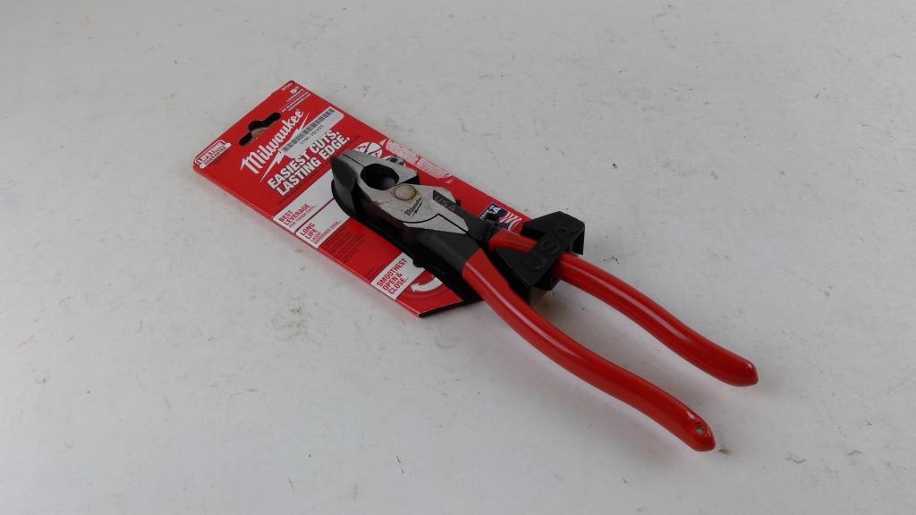 Milwaukee 9" Linesmans