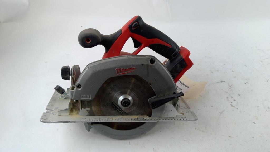 Milwaukee Circular Saw