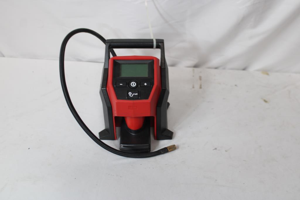 Milwaukee Compact Inflator