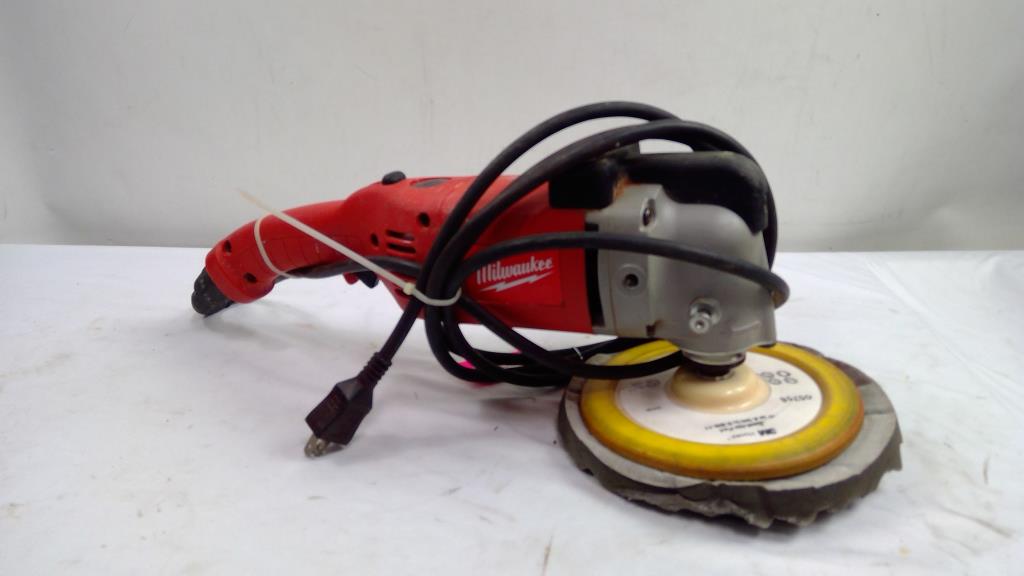 Milwaukee Corded 7/9" Dial Speed Control Polisher