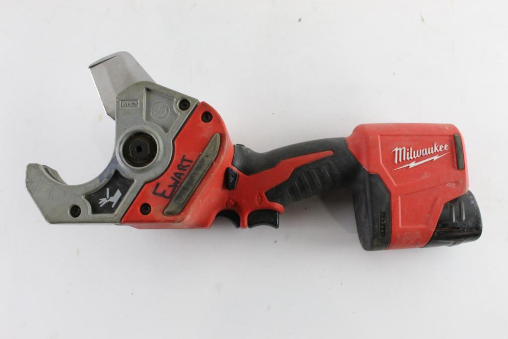 Milwaukee Cordless Plastic Pipe Shear Property Room