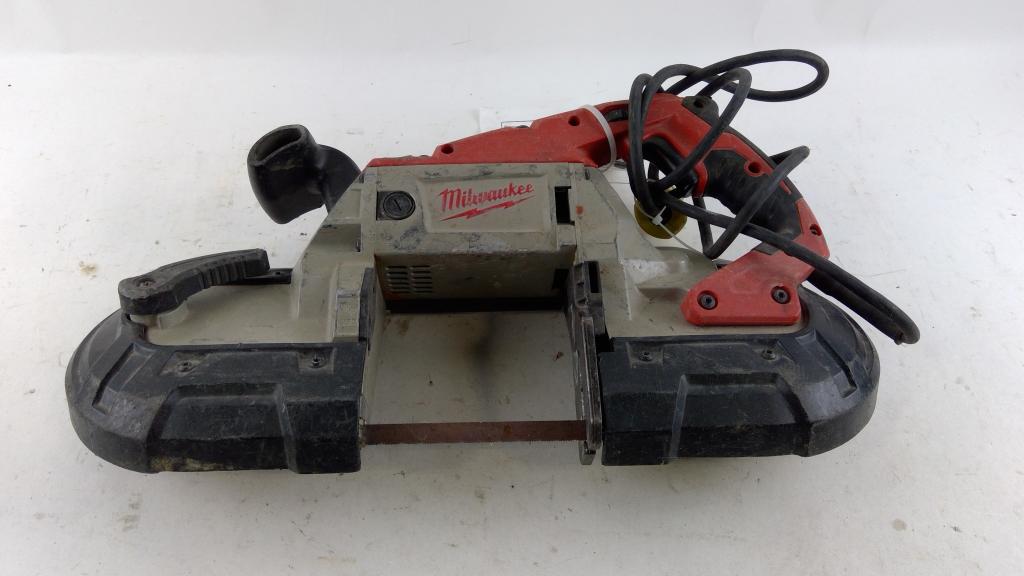 Milwaukee Deep Band Saw