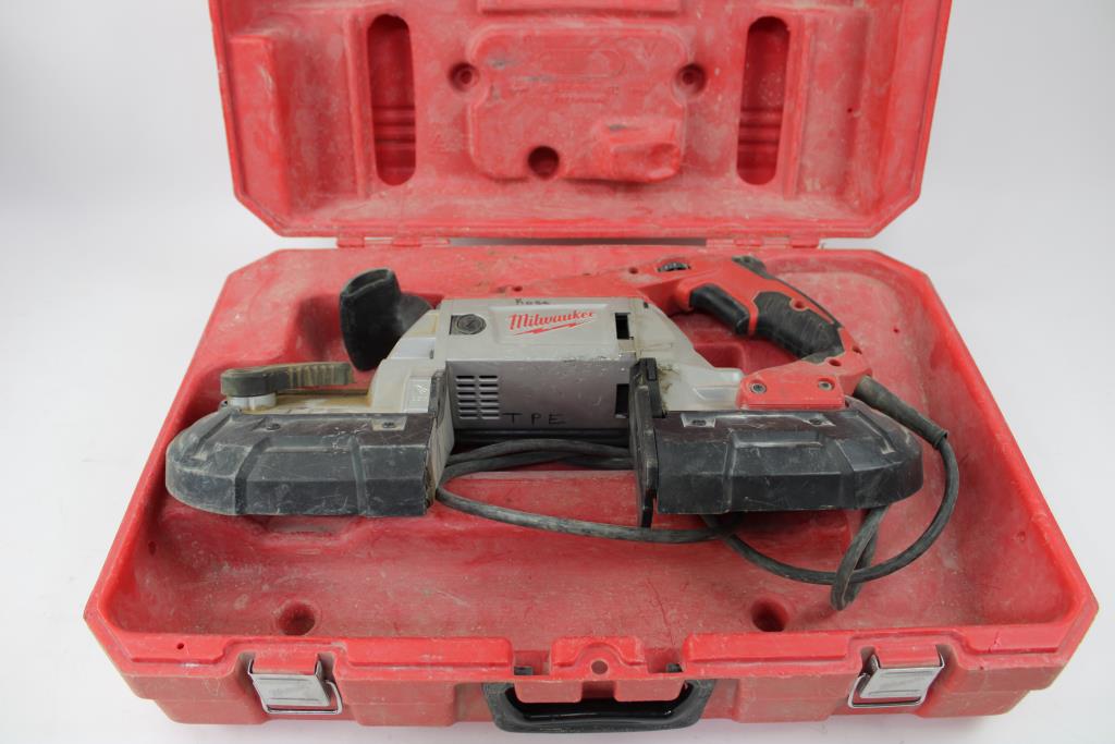 Milwaukee Deep Cut Bandsaw And Case